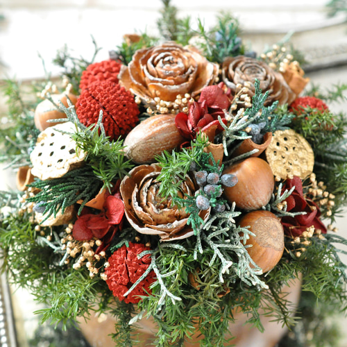 完売　　縁起木＊希少＊高級花材【棕櫚の実＊シュロの実】クリスマス花材/クリスマス 完売 縁起木＊希少＊高級花材【棕櫚の実＊シュロの実