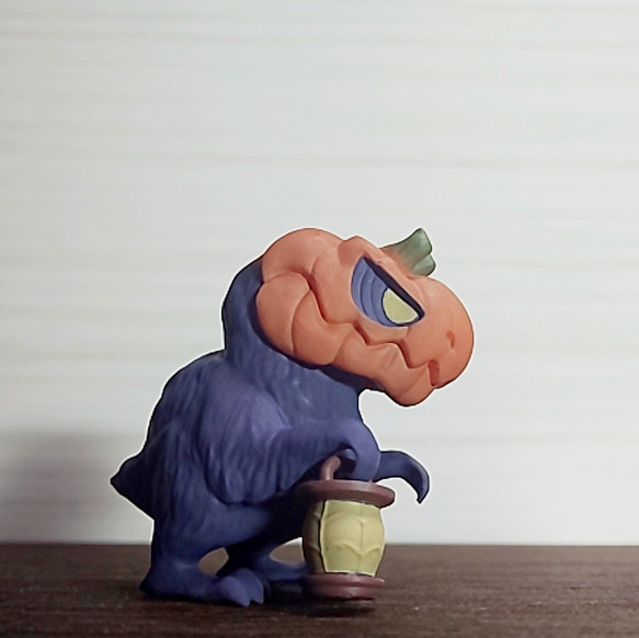 【受注生産】《ハロウィン》ジャックオランタンの恐竜 置物 6枚目の画像