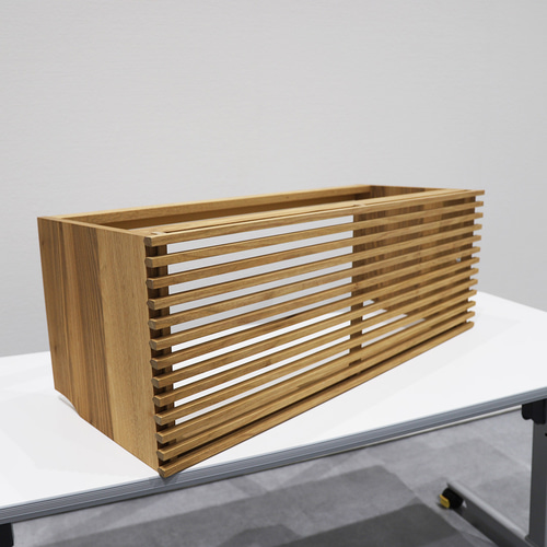 エアコン隠しボックス（クルミ）～引っ掛けるだけ 壁へのビス止め不要