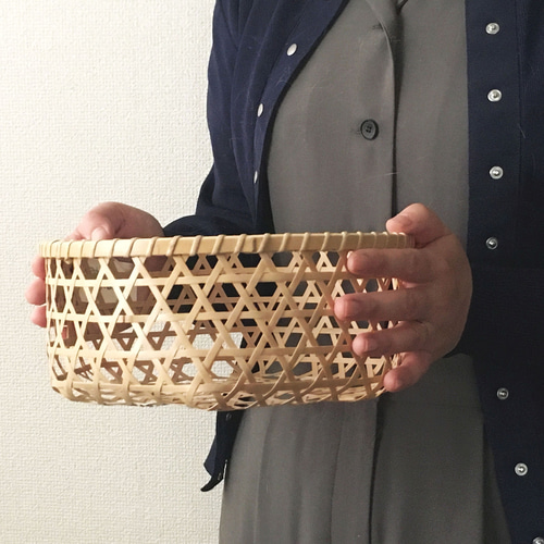 受注制作】六つ目編みかご 中型 フリーボックス・小物入れ タケアミ
