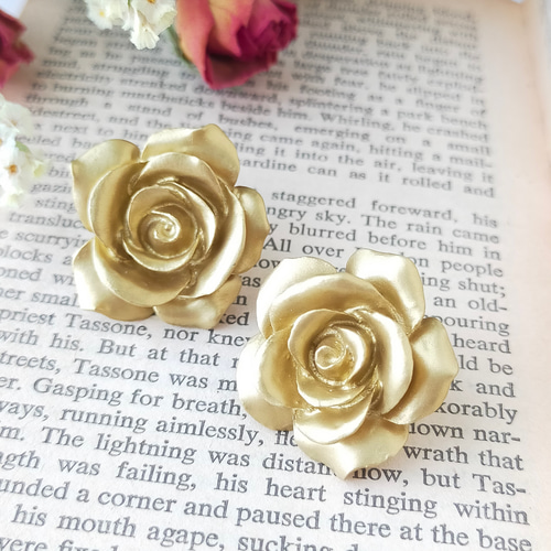 金属製バラの花装飾品 （一点物）（希少）