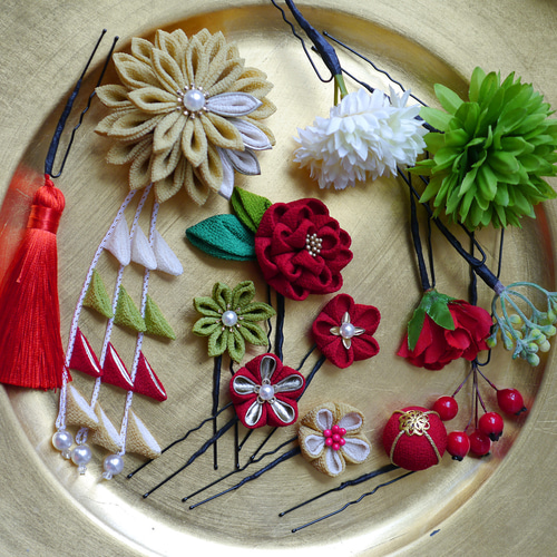 再販 成人式 髪飾り 赤 つまみ細工 造花 ホワイト レッド からし