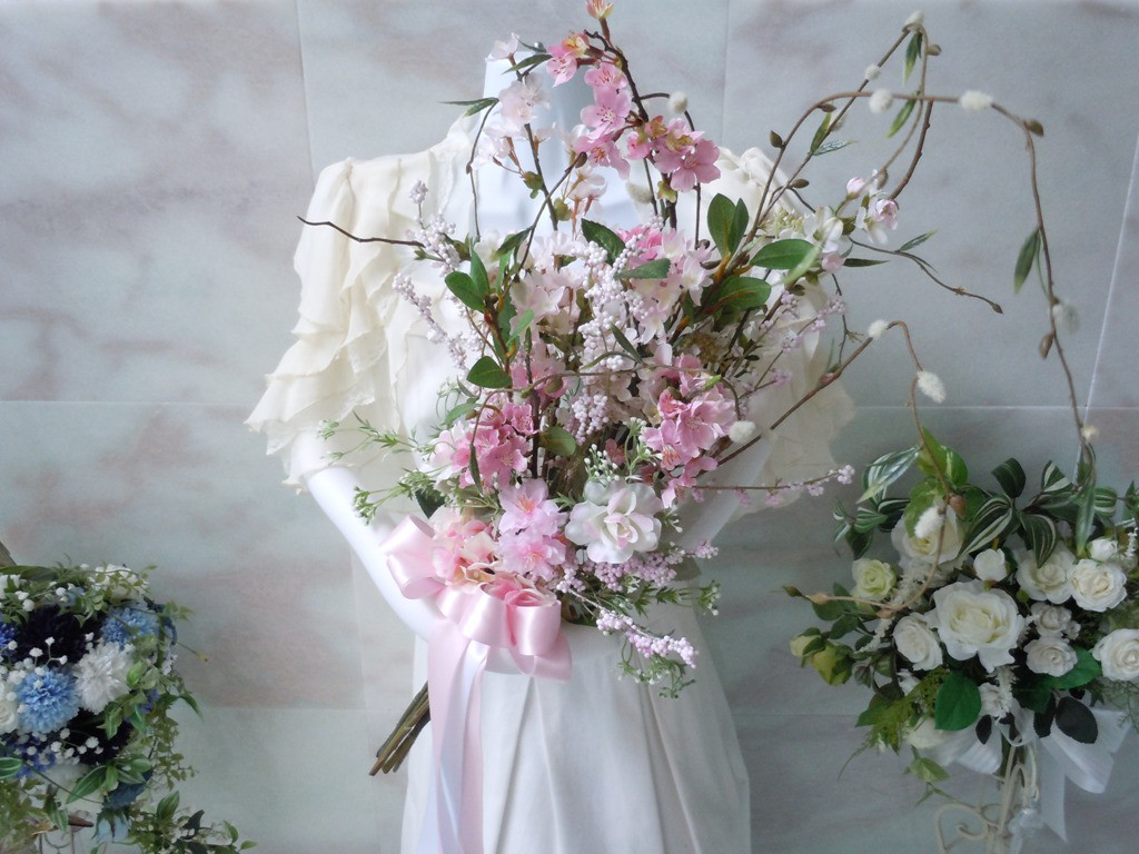 ◆桜さくら&ローズのクラッチブーケ＊アームブーケ◆ウエディングブーケ 前撮り スワッグ 壁掛に ピンク アートフラワー