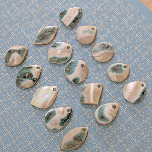 夜光貝磨きアクセサリー作りキット ✳【 小さいパーツ 】 キット 夜光