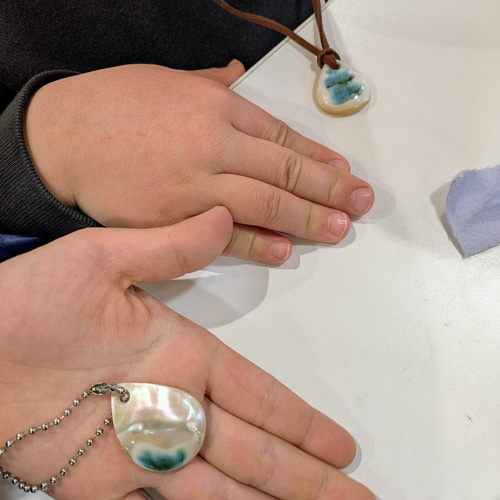 夜光貝磨きアクセサリー作りキット ✳【 小さいパーツ 】 キット 夜光