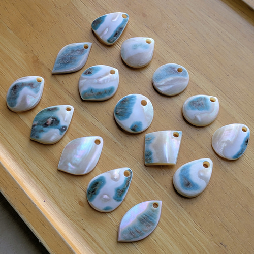 夜光貝磨きアクセサリー作りキット ✳【 小さいパーツ 】 キット 夜光