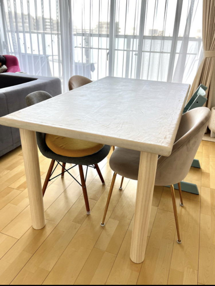 モールテックス　ダイニングテーブル