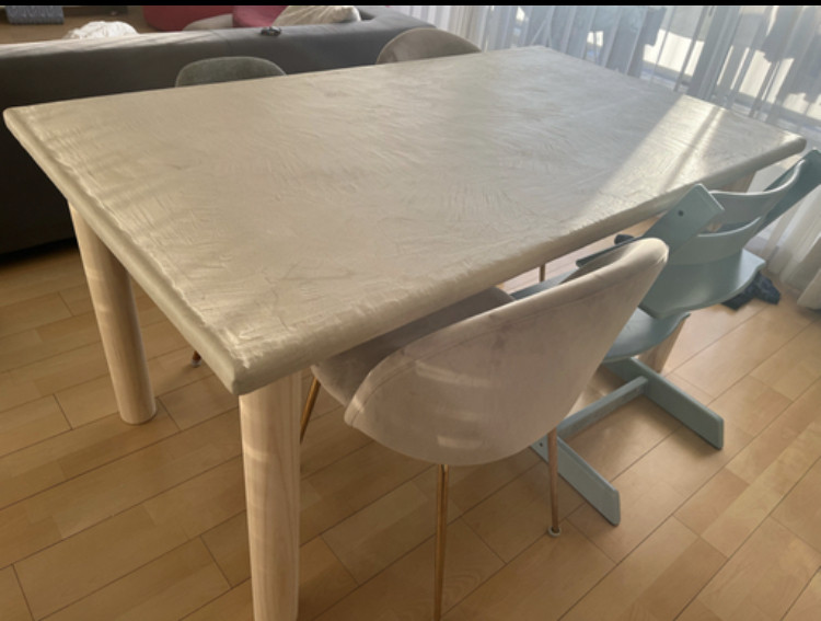 モールテックス　ダイニングテーブル