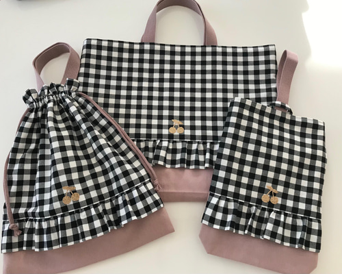 入学　入園　セット　女の子　くすみピンク × くすみフラワー　フリル付き 入学 入園 セット 女の子 くすみピンク × くすみフラワー フリル