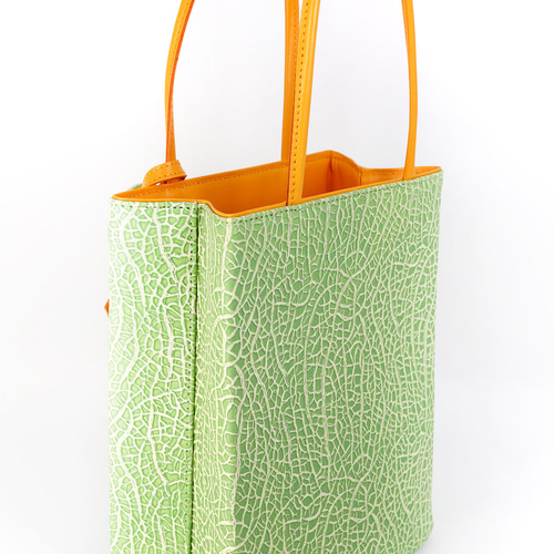 【オーダー】◇本革◇ぷっくり♪リアルメロンなトートバッグ☆ メロンなショッパートート（牛革製） トートバッグ EARL'S FAVOURITE