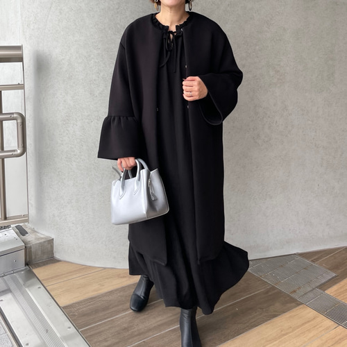 美品【keep my closet】ダンボールニット袖フレアコート　 黒 美品【keep my closet】ダンボールニット袖フレアコート 黒