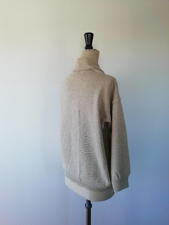 軽くてふんわり暖かウール混ショール衿カーディガン　オートミール 3枚目の画像
