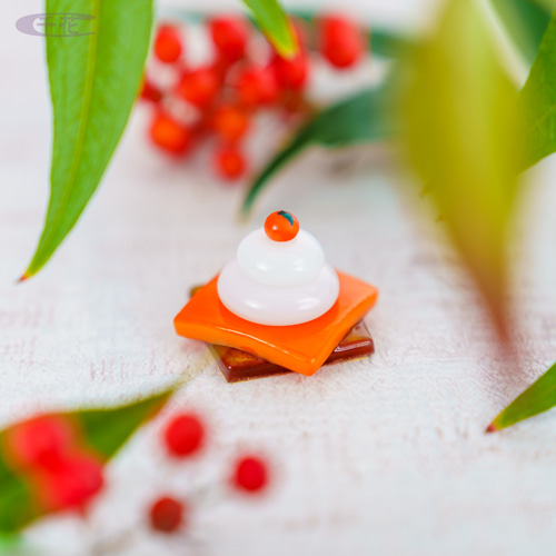 アウトレット】ガラスのミニ鏡餅＊オレンジ ＆アンバー＊お正月飾り