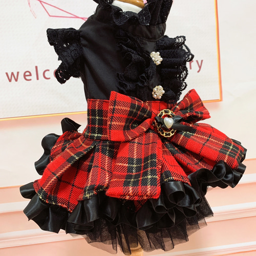 犬服 赤と黒のチェック ワンピース 犬猫うさちゃん服 BLACK×赤チェックのワンピース ペット服