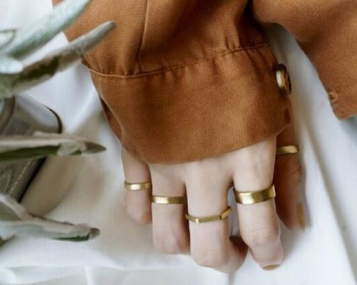 738d483de38cea3889a01d020d1fdd