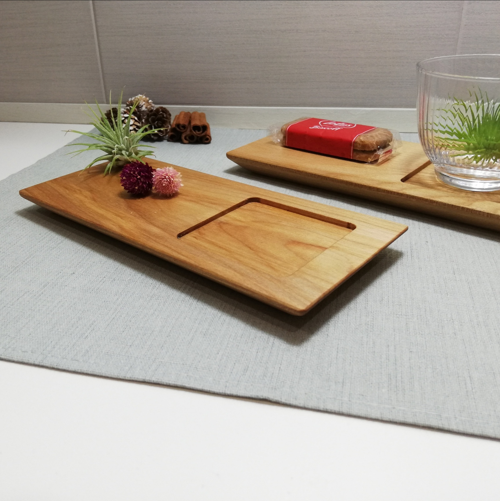 現品販売！小さなおやつが乗せられるコースター☆2個セット