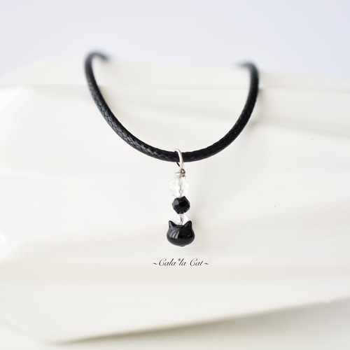黒猫×オニキス＆水晶のメンズレザーネックレス – シンプルで軽量な 