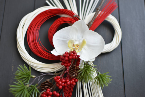 【お正月ハンドメイド2026】幸せを呼ぶ胡蝶蘭 縁起の良いお正月飾り 2枚目の画像