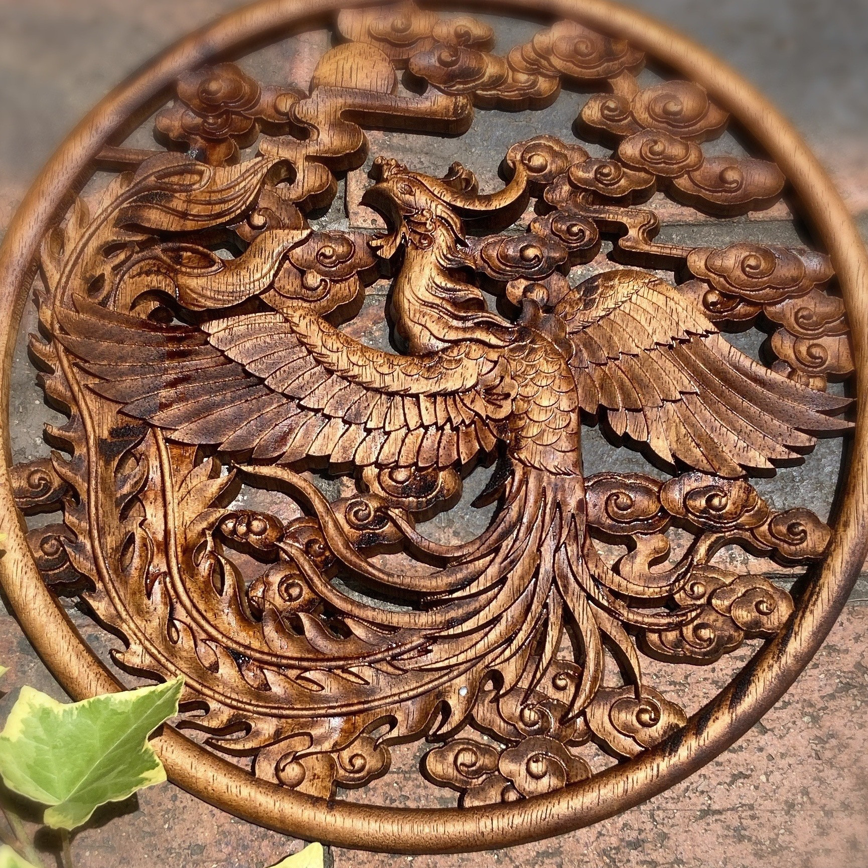 飛天鳳凰30㎝ 透かし彫（アンティーク調） 台座付き ウォール