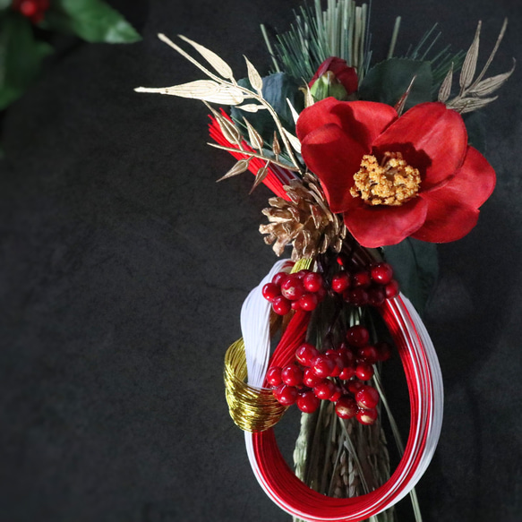 【2026】しめ縄飾り 水引飾りと紅椿 お正月 ❁ 《早割》冬支度 Creema限定 3枚目の画像