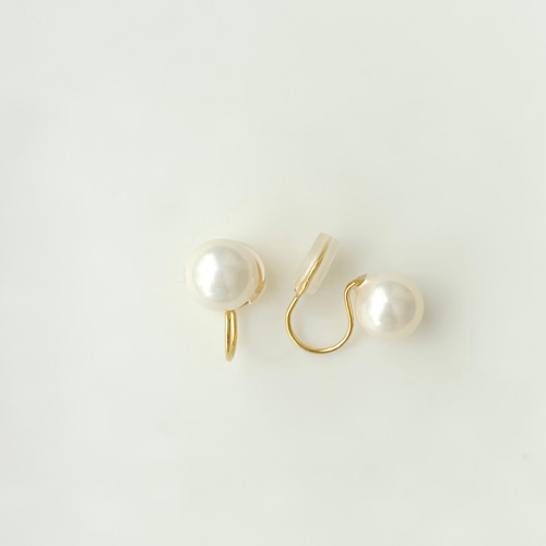 卒業式に✨【痛くない】定番8ミリ真珠 フォーマルパールイヤリング