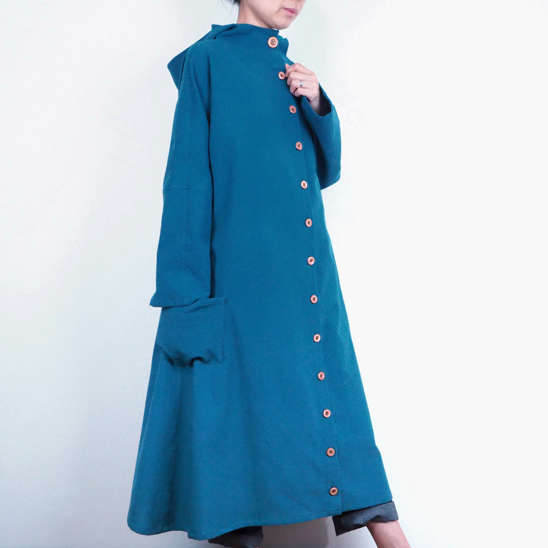 Kimamaフードボタンロングワンピース（木綿 あいねず）【受注製作対応】