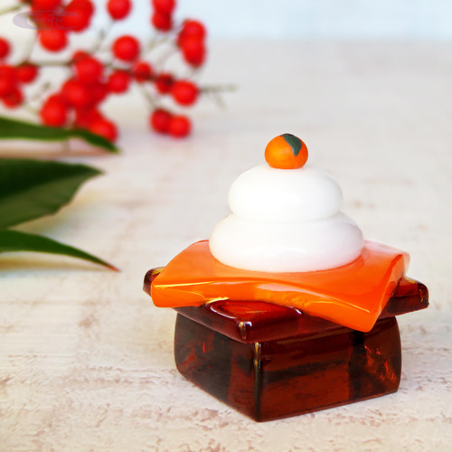 鏡餅と三宝、台座 ガラス細工 ミニチュア 【公式通販】