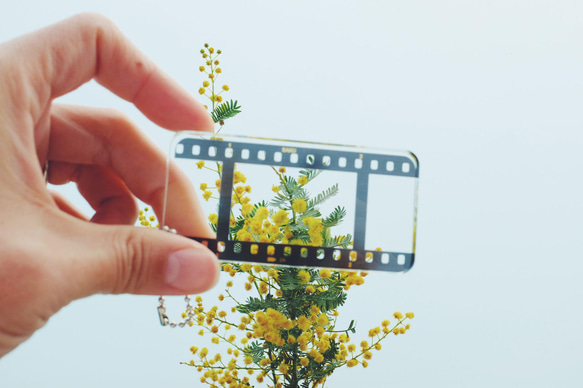 キリトリフィルム　ポジフィルム風　アクリルキーホルダー　 空っぽ 5枚目の画像