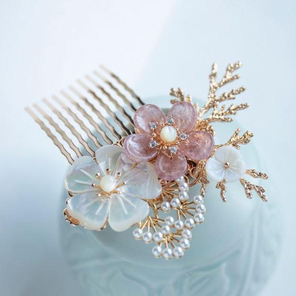 天然石ピンクエピドートのお花と白蝶貝シェルフラワーのヘアコーム