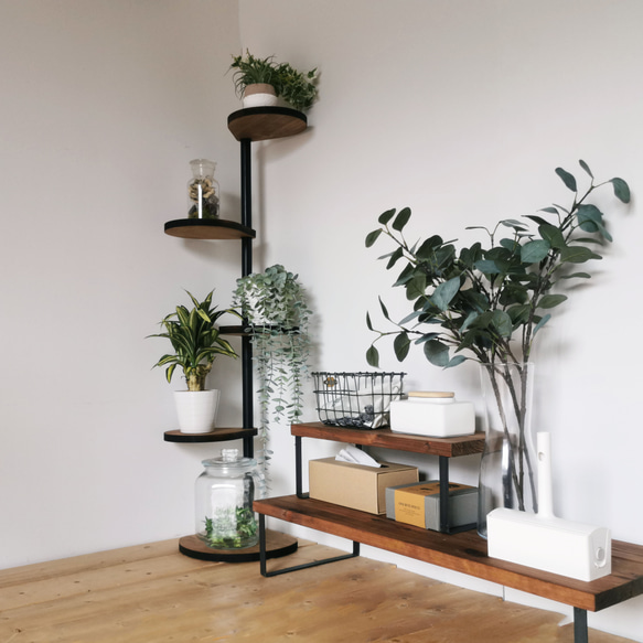 角にも置けるしずくのスタンドシェルフ  4段タイプ 【 ブラウン】 / 360度回転  / 植物 / 完成品 3枚目の画像