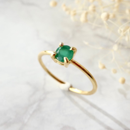 グリーンオニキスのリング 指輪 天然石 ゴールド フリーサイズ 誕生石