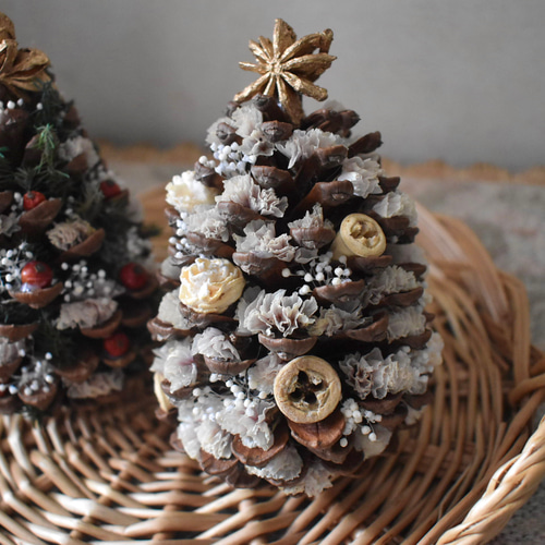 ほっこり松ぼっくりのクリスマスツリー 超早割クリスマス2025