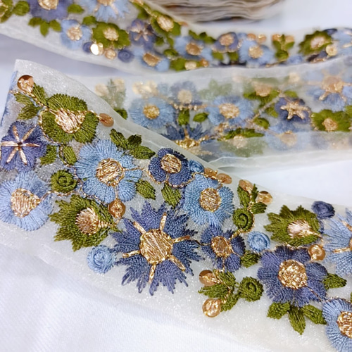 ▷ 刺繍枠のアレンジ(個人用🫢) ・ ・ 先日の刺繍枠の作品ですが
