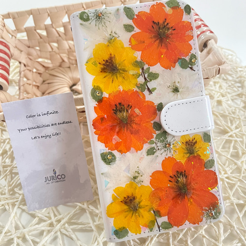 オレンジとイエローの黄花コスモスの押し花スマホケースiphone
