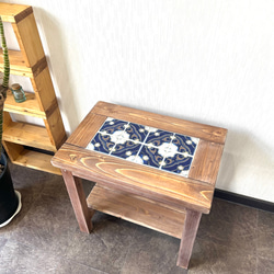 レトロな花柄タイルのサイドテーブル サイドテーブル 806BASE 通販