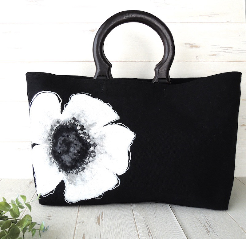 帆布のトートバッグ　＊ウッド　アネモネ　＊ブラック＊　受注制作