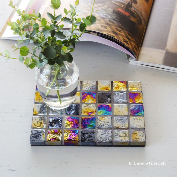 ブラック Slim ガラスモザイクタイルのディスプレイトレイmini（飾り台・小物置き）【受注制作】 7枚目の画像
