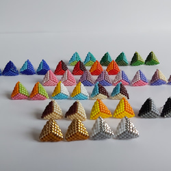 三角ビーズ ピアス デリカビーズ 15mm 立体感 3色ピアス ピンク 7日間