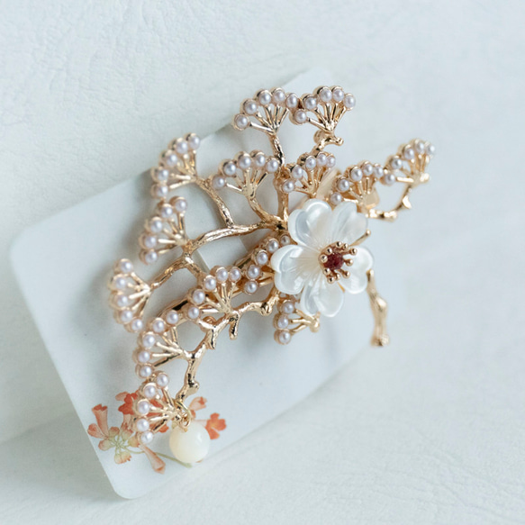 白蝶貝シェル花と松枝のかんざし　U字ORヘアクリップ　ヘアアクセサリー　和装髪飾り　松と桜 16枚目の画像