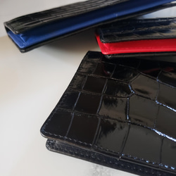クロコダイル革 レディース・メンズ財布 二つ折り財布　ブラック　内部革ブラック　 17枚目の画像