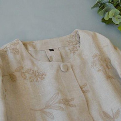 ★SALE★【XL】リネン100%総刺繡クルミ釦ポケット付きノーカラーシンプルなコート♪ 3枚目の画像