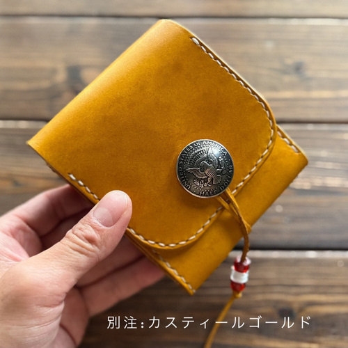 ヌメ革/手縫い コンチョ・チョーキング 3つ折りウォレット】 三
