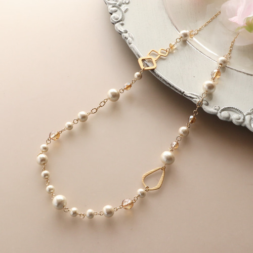 コットンパールのロングネックレス ネックレス・ペンダント aiai コットンパールのロングネックレス ネックレス・ペンダント aiai