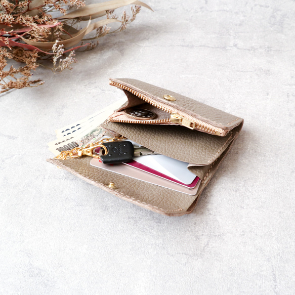 身軽にお出かけできるキーウォレット(鍵も収納できるコンパクト財布  