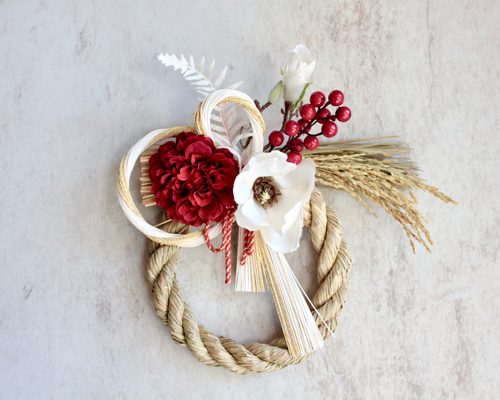 SALE♡紅白ダリアのしめ縄リース♡お正月飾り♡2025年 689518ebb741a7a33dfd0cb3b13cd0