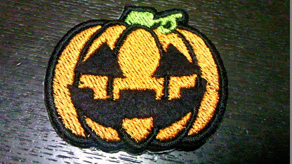 笑うかぼちゃ刺繍ワッペンL/ハロウィン秋/選べるサイズ 4枚目の画像