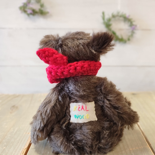 テディベア 赤いマフラー ダークブラウン 24cm くまのぬいぐるみ クマ