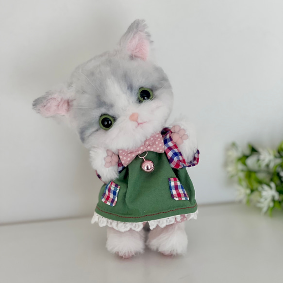 作家様 ぬいぐるみ ハチワレねこちゃん 人形 ハチワレ猫のぬいぐるみ