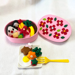 【送料無料】フェルトままごと おもちゃ お弁当　　お花 1枚目の画像