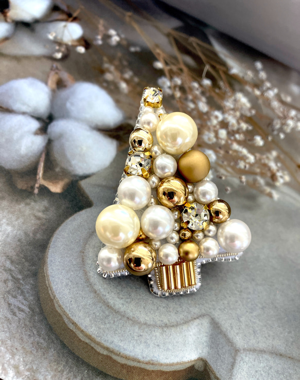 専用　ビーズ　刺繍ブローチ　ハンドメイド　クリスマス ビーズ刺繍ブローチ クリスマスツリー - FLOWERING COLORS GALLERY